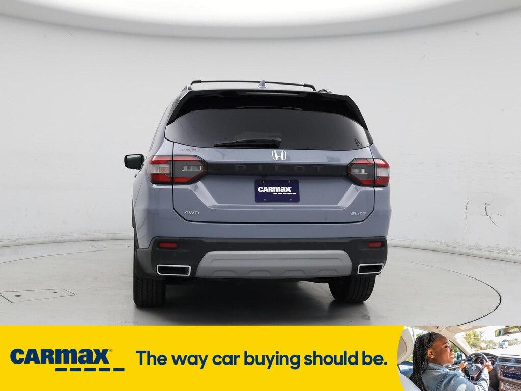 used 2025 Honda Pilot car, priced at $46,998