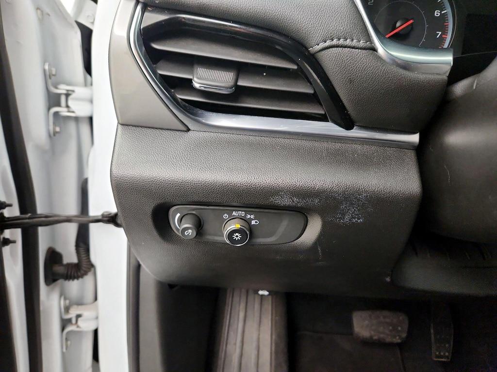 used 2022 Chevrolet Traverse car, priced at $26,998