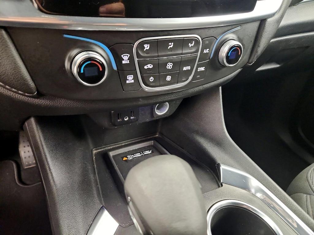 used 2022 Chevrolet Traverse car, priced at $26,998