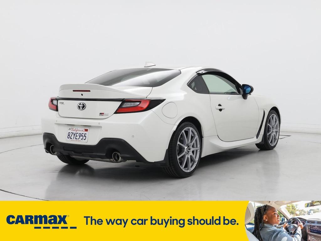 used 2022 Toyota GR86 car, priced at $30,998
