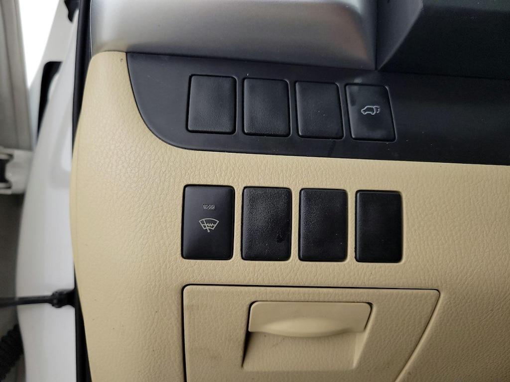 used 2015 Toyota Highlander car, priced at $21,998