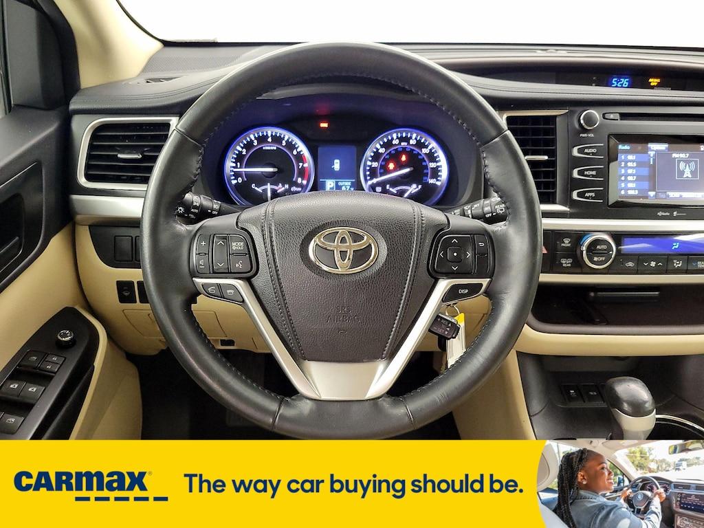 used 2015 Toyota Highlander car, priced at $21,998