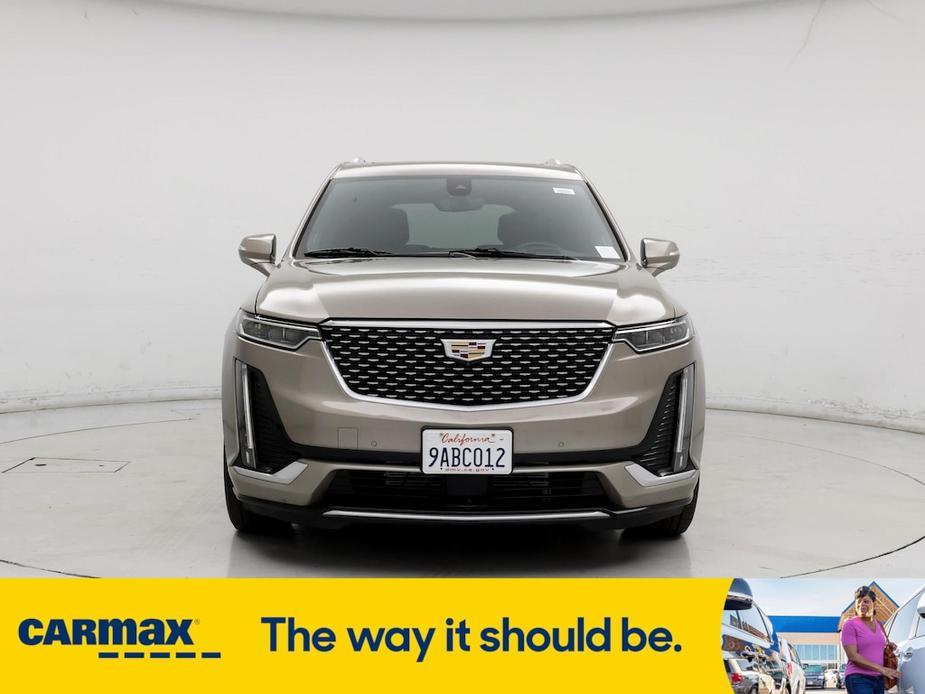 used 2022 Cadillac XT6 car, priced at $42,998