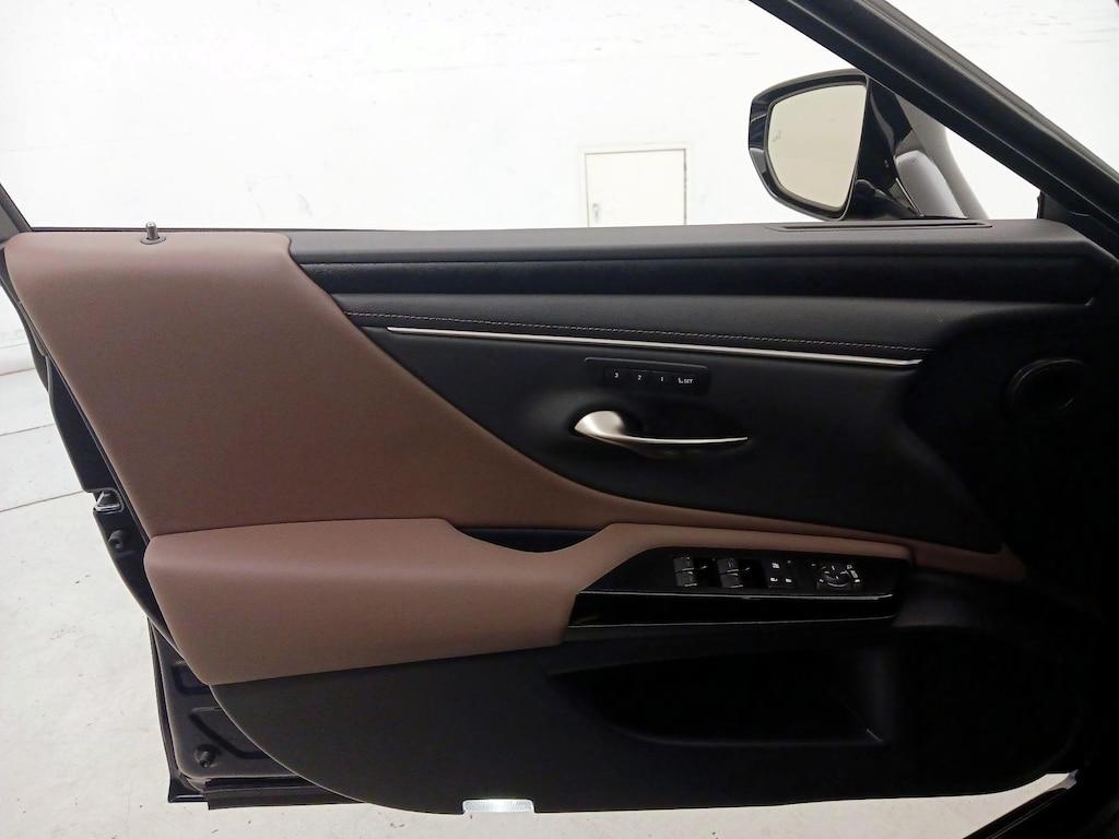 used 2025 Lexus ES 300h car, priced at $48,998