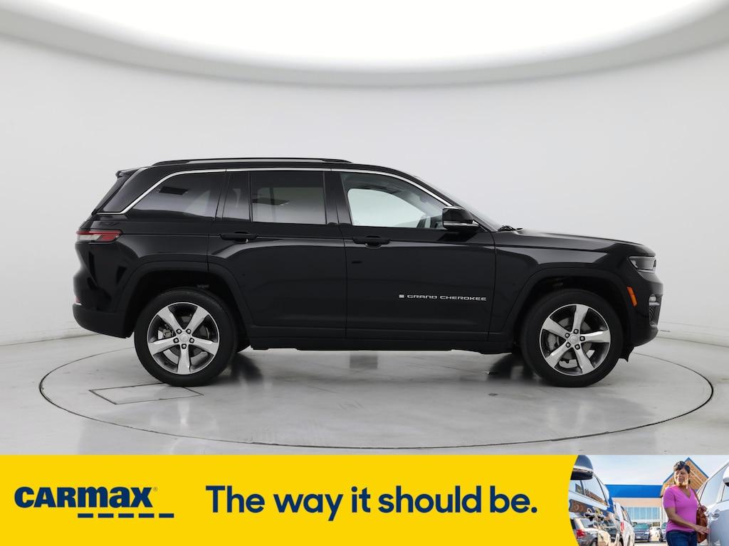 used 2022 Jeep Grand Cherokee car, priced at $33,998