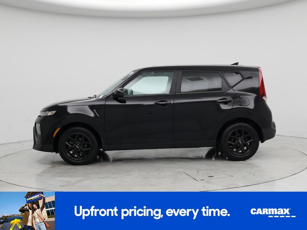 used 2022 Kia Soul car, priced at $13,998