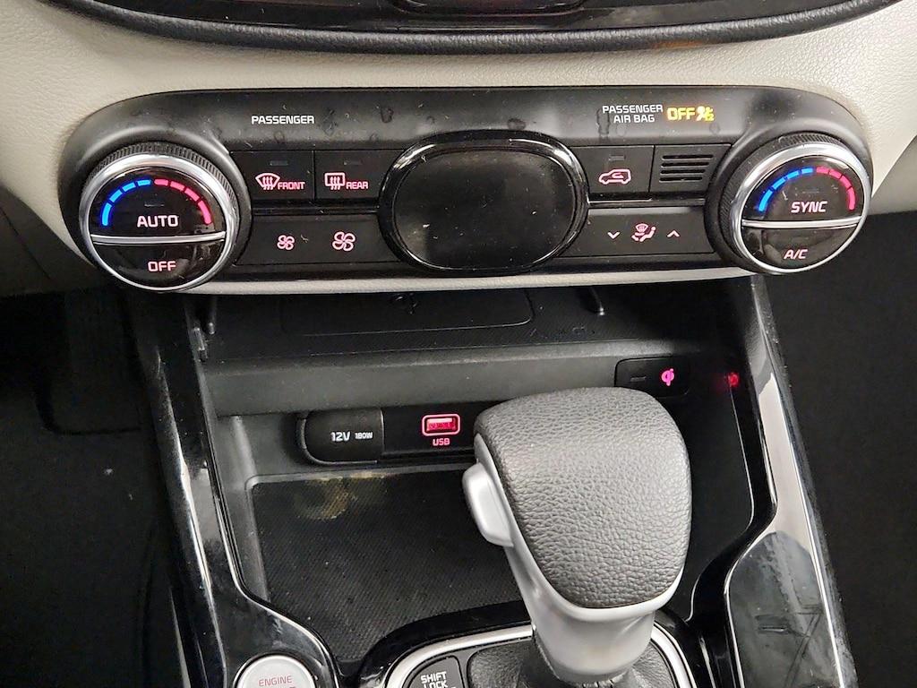 used 2022 Kia Soul car, priced at $13,998