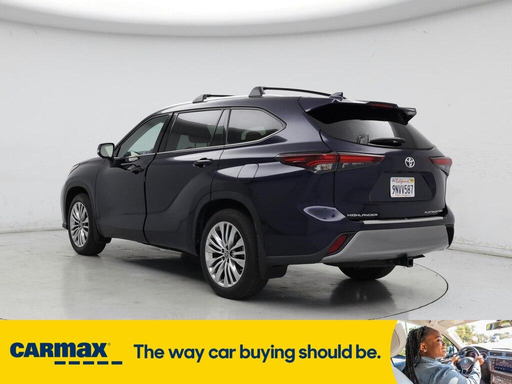 used 2024 Toyota Highlander car, priced at $50,998
