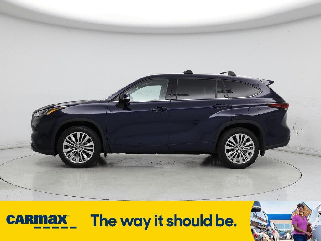 used 2024 Toyota Highlander car, priced at $50,998
