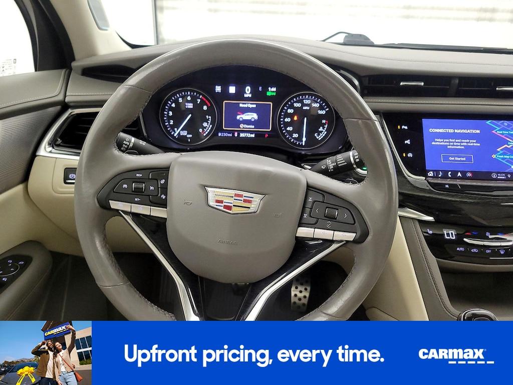 used 2022 Cadillac XT6 car, priced at $35,998
