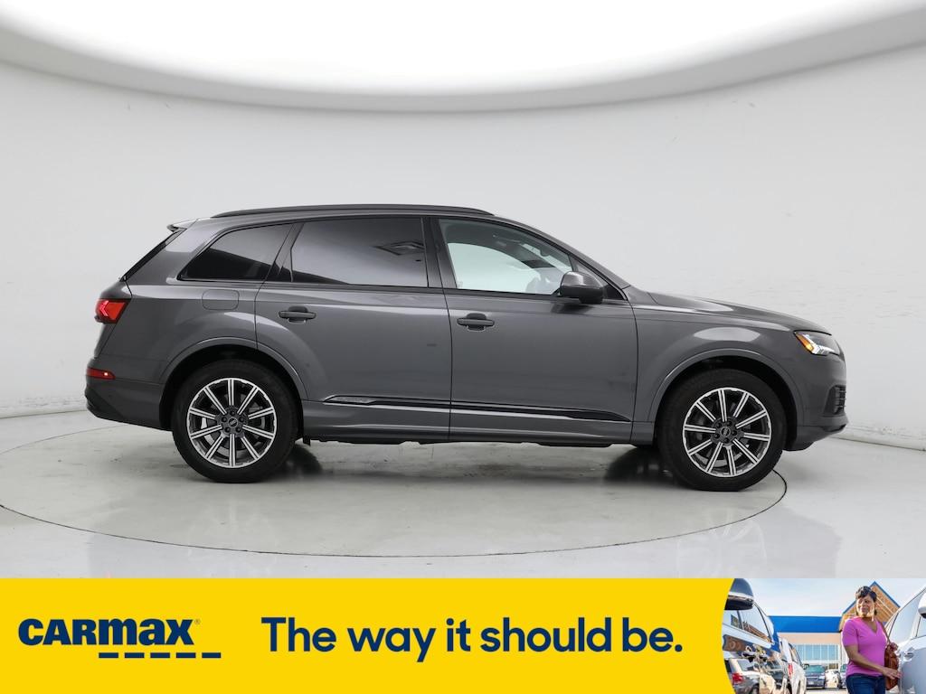 used 2024 Audi Q7 car, priced at $52,998