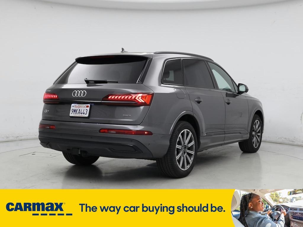 used 2024 Audi Q7 car, priced at $52,998