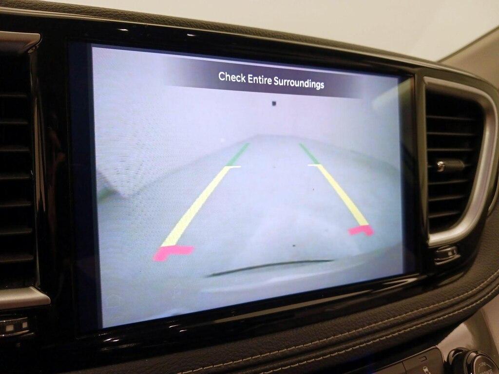 used 2021 Chrysler Pacifica Hybrid car, priced at $34,998