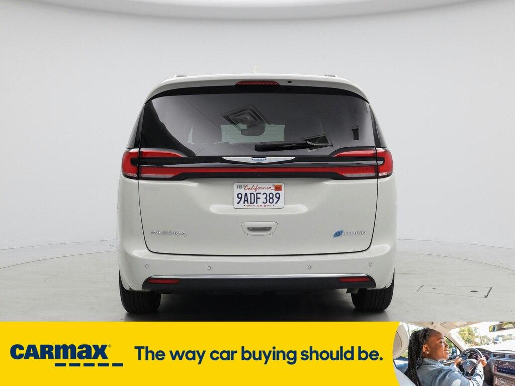 used 2021 Chrysler Pacifica Hybrid car, priced at $34,998