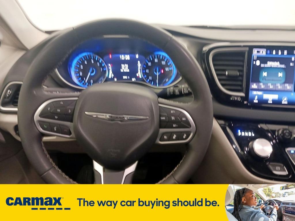 used 2023 Chrysler Pacifica car, priced at $24,998