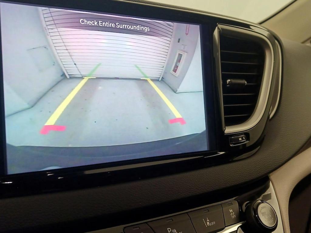 used 2023 Chrysler Pacifica car, priced at $24,998