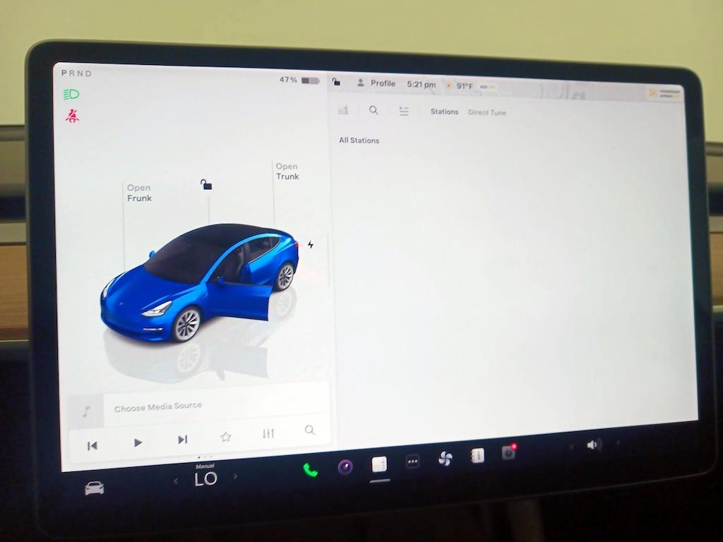 used 2022 Tesla Model 3 car, priced at $27,998