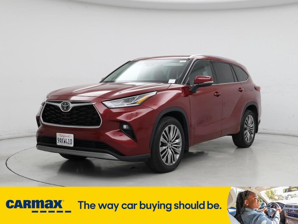 used 2022 Toyota Highlander car, priced at $46,998