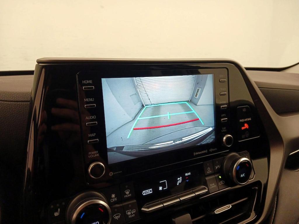 used 2021 Toyota Highlander car, priced at $34,998