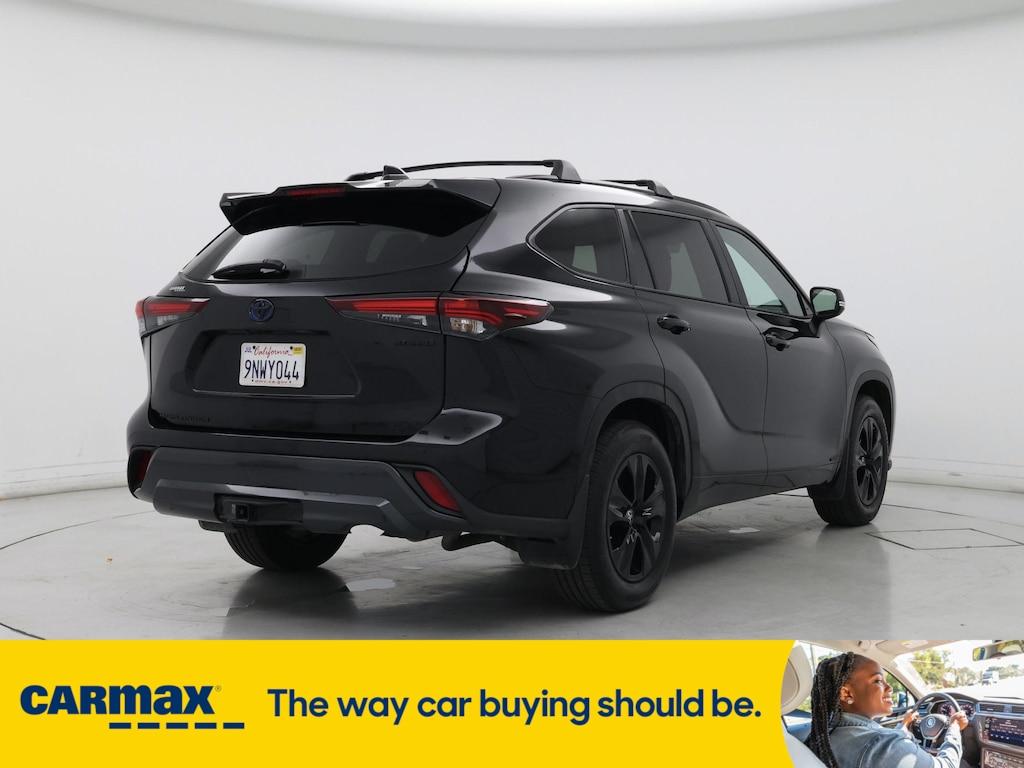 used 2024 Toyota Highlander Hybrid car, priced at $52,998