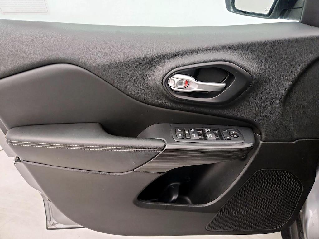 used 2016 Jeep Cherokee car, priced at $11,998