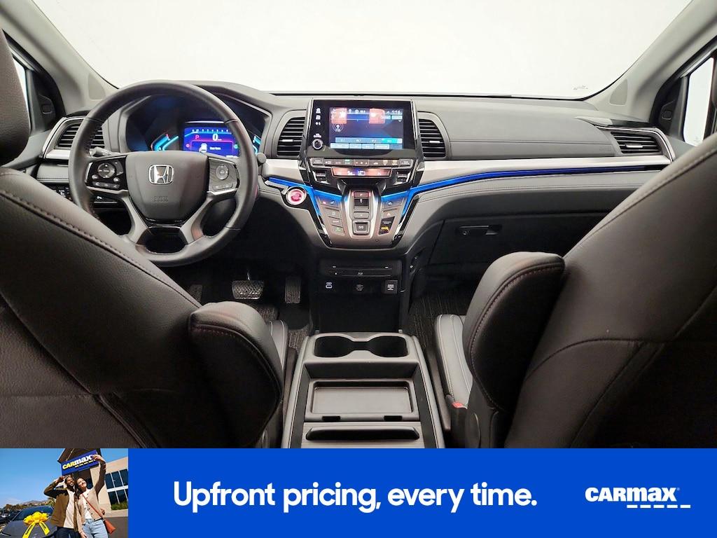 used 2024 Honda Odyssey car, priced at $37,998