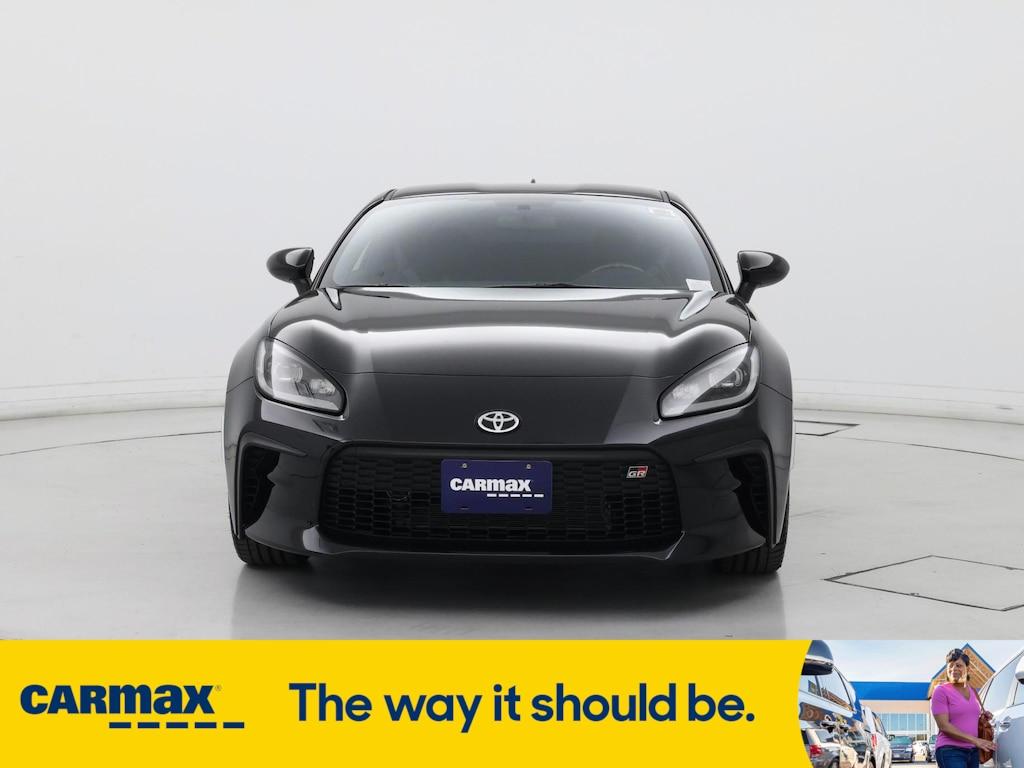 used 2023 Toyota GR86 car, priced at $35,998