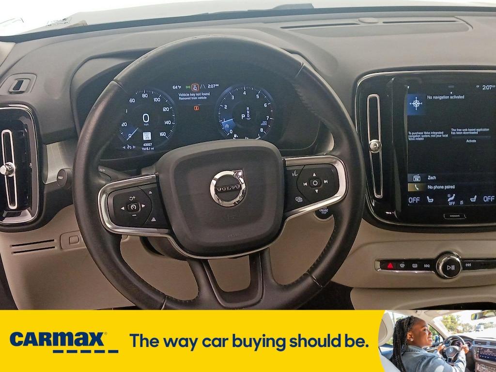 used 2020 Volvo XC40 car, priced at $24,998
