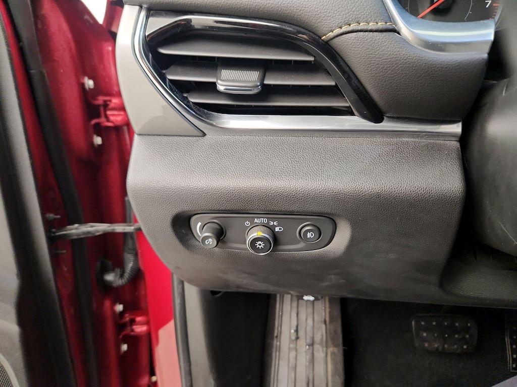 used 2020 Chevrolet Traverse car, priced at $25,998