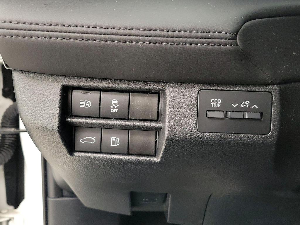 used 2021 Toyota Avalon Hybrid car, priced at $29,998