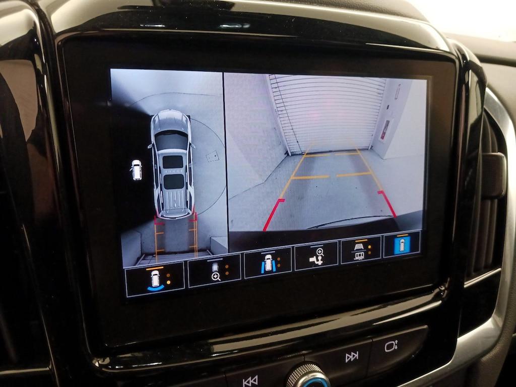 used 2023 Chevrolet Traverse car, priced at $38,998