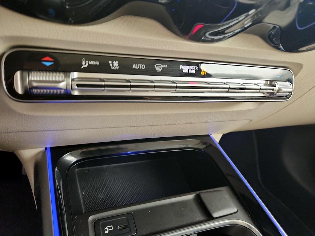 used 2022 Mercedes-Benz GLB 250 car, priced at $29,998