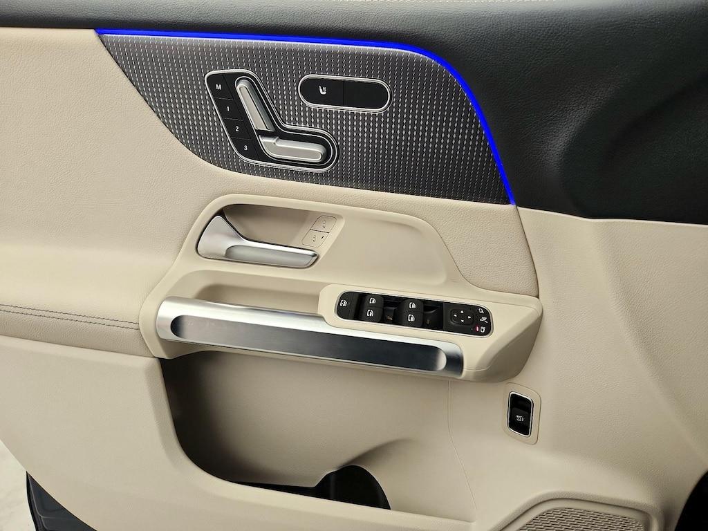 used 2022 Mercedes-Benz GLB 250 car, priced at $29,998