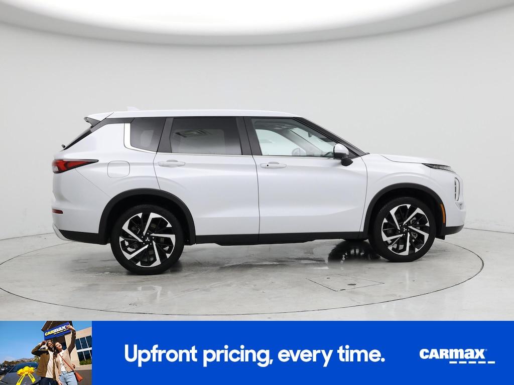 used 2024 Mitsubishi Outlander car, priced at $29,998