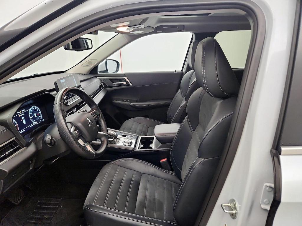 used 2024 Mitsubishi Outlander car, priced at $29,998