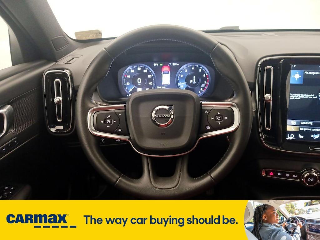 used 2019 Volvo XC40 car, priced at $22,998