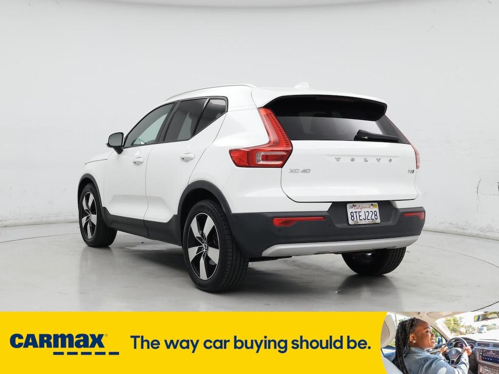 used 2019 Volvo XC40 car, priced at $22,998