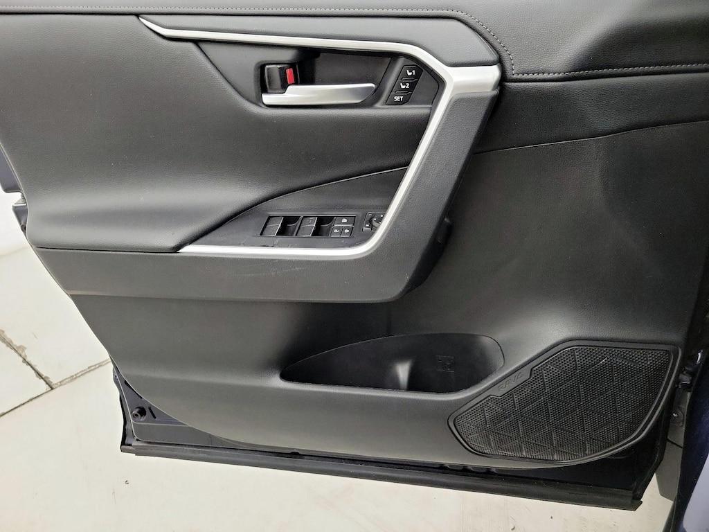 used 2020 Toyota RAV4 car, priced at $27,998