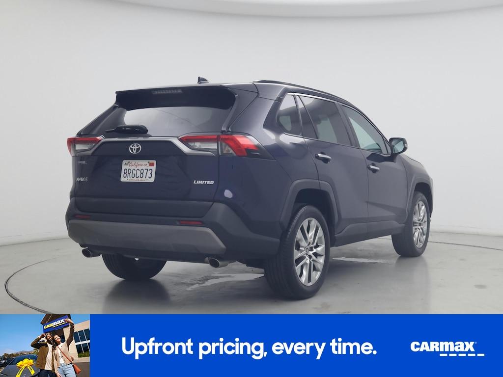 used 2020 Toyota RAV4 car, priced at $27,998