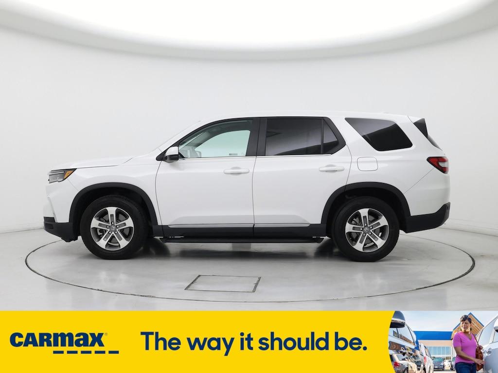 used 2024 Honda Pilot car, priced at $40,998