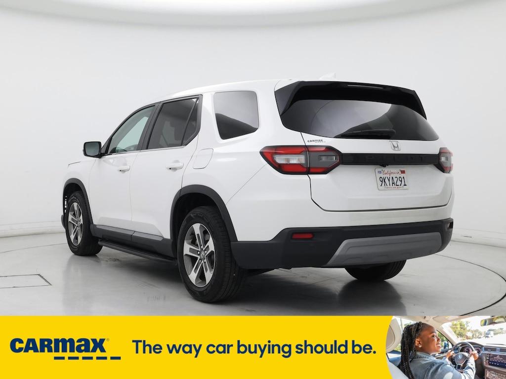 used 2024 Honda Pilot car, priced at $40,998