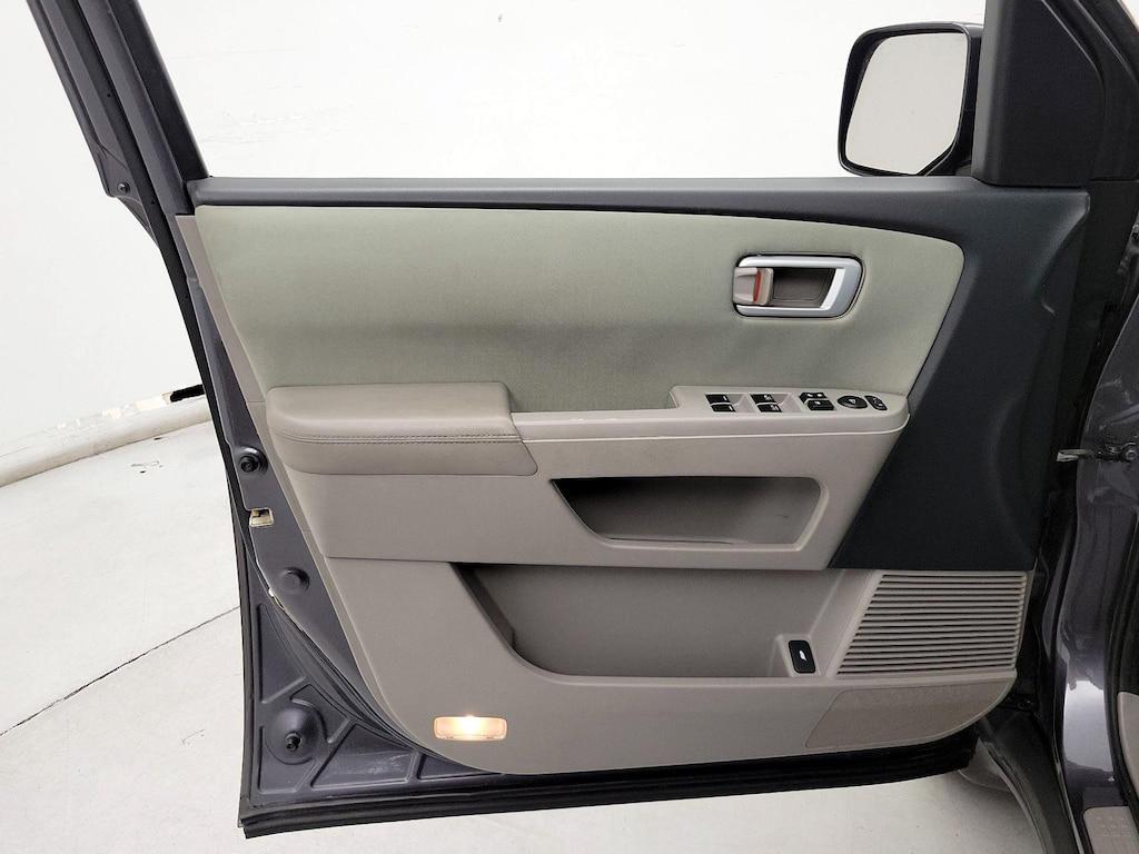 used 2014 Honda Pilot car, priced at $17,998