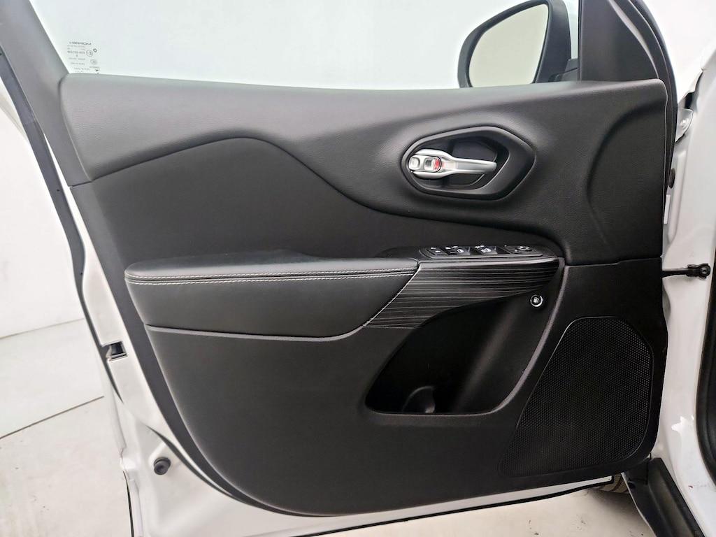 used 2014 Jeep Cherokee car, priced at $14,599
