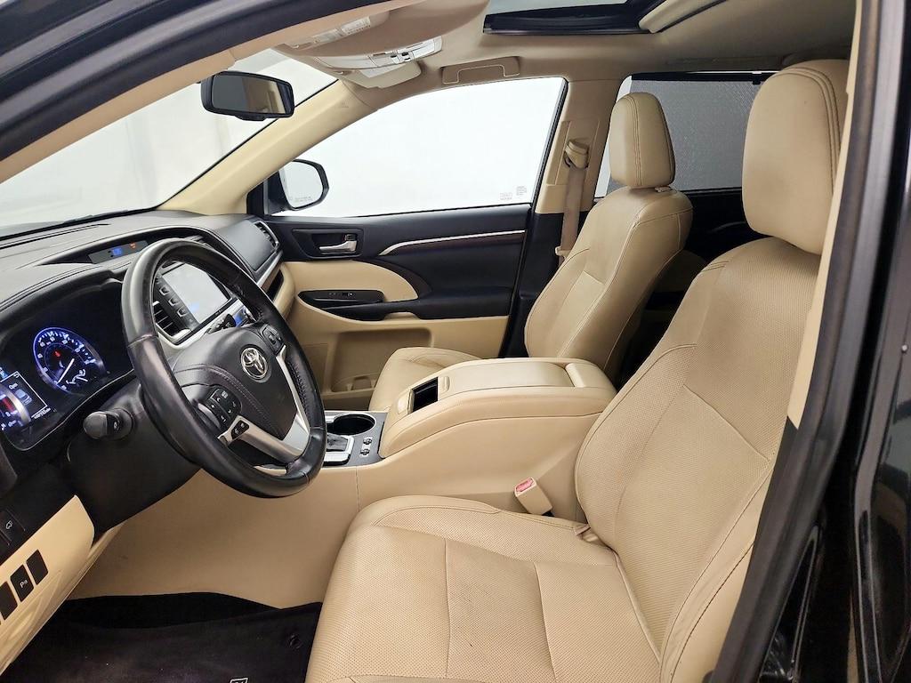 used 2014 Toyota Highlander car, priced at $20,998
