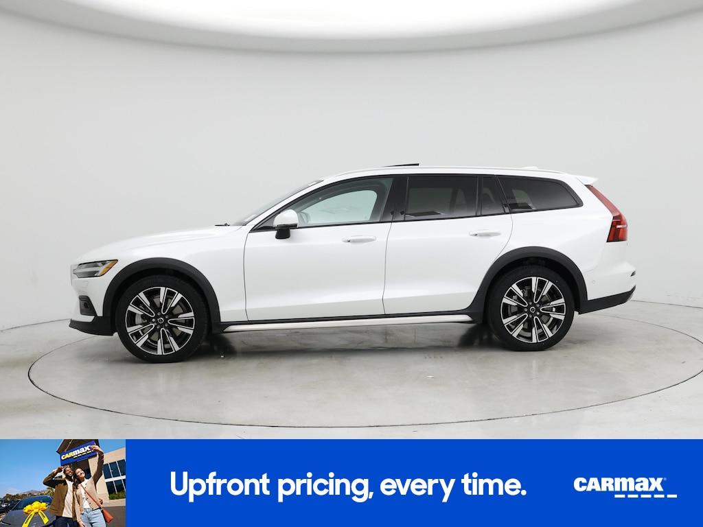 used 2023 Volvo V60 Cross Country car, priced at $37,998