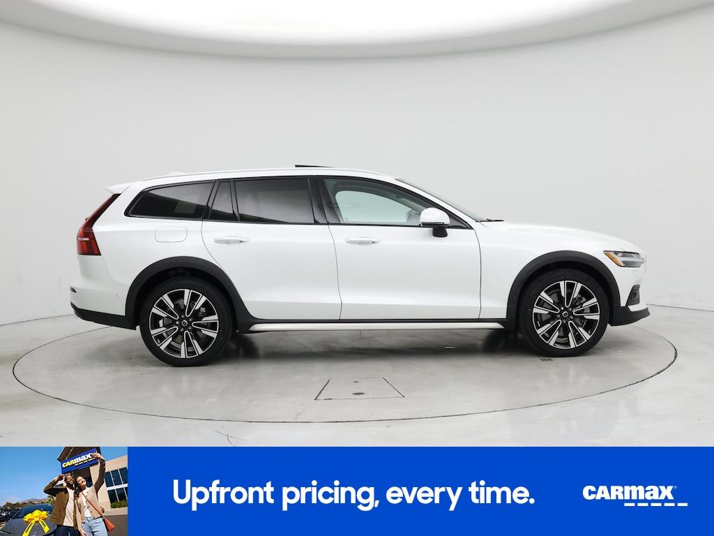 used 2023 Volvo V60 Cross Country car, priced at $37,998