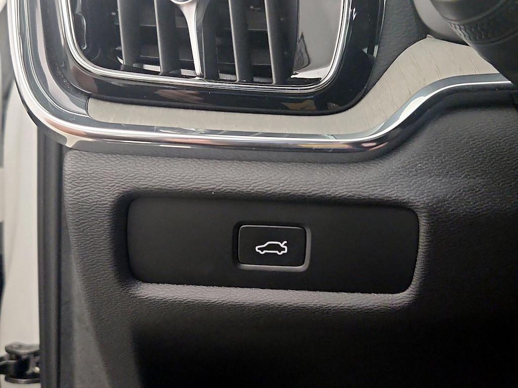 used 2023 Volvo V60 Cross Country car, priced at $37,998