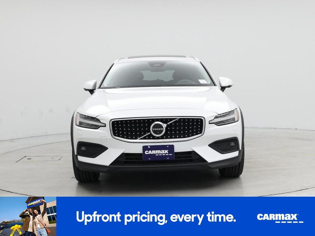 used 2023 Volvo V60 Cross Country car, priced at $37,998