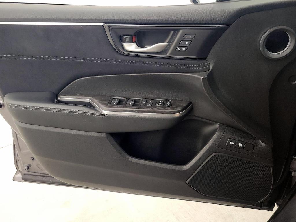 used 2018 Honda Clarity Plug-In Hybrid car, priced at $23,998