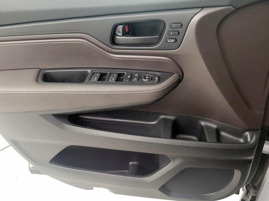 used 2024 Honda Odyssey car, priced at $33,998